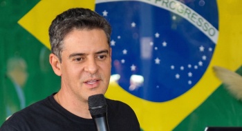 PL de Ismael Alexandrino criminaliza o golpe 